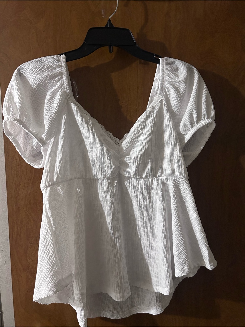 Almost Famous White Textured V-Neck Peplum Top